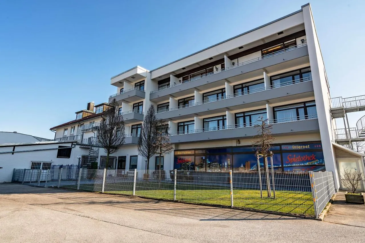 Apartment Ferienwohnung Huber Living Basic 203 Germering